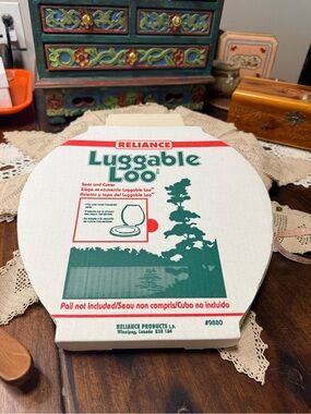 Vintage Reliance Luggable Loo Seat & Cover New Old Stock Made in Canada